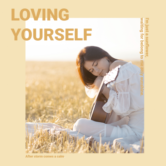 Light Orange Background Personal Photo Simple Fashion Aestheticism Style Poster Instagram Post预览效果