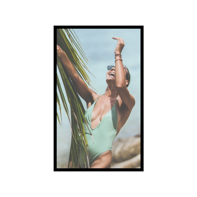 Happy Summer Woman Self Photographing Fashion Art Simple Style Poster Instagram Post预览效果