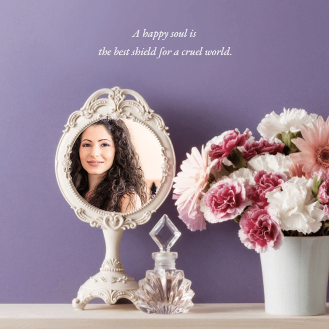 Purple Wall Woman Mirror Selfie Fashion Art Simple Style Poster Instagram Post预览效果