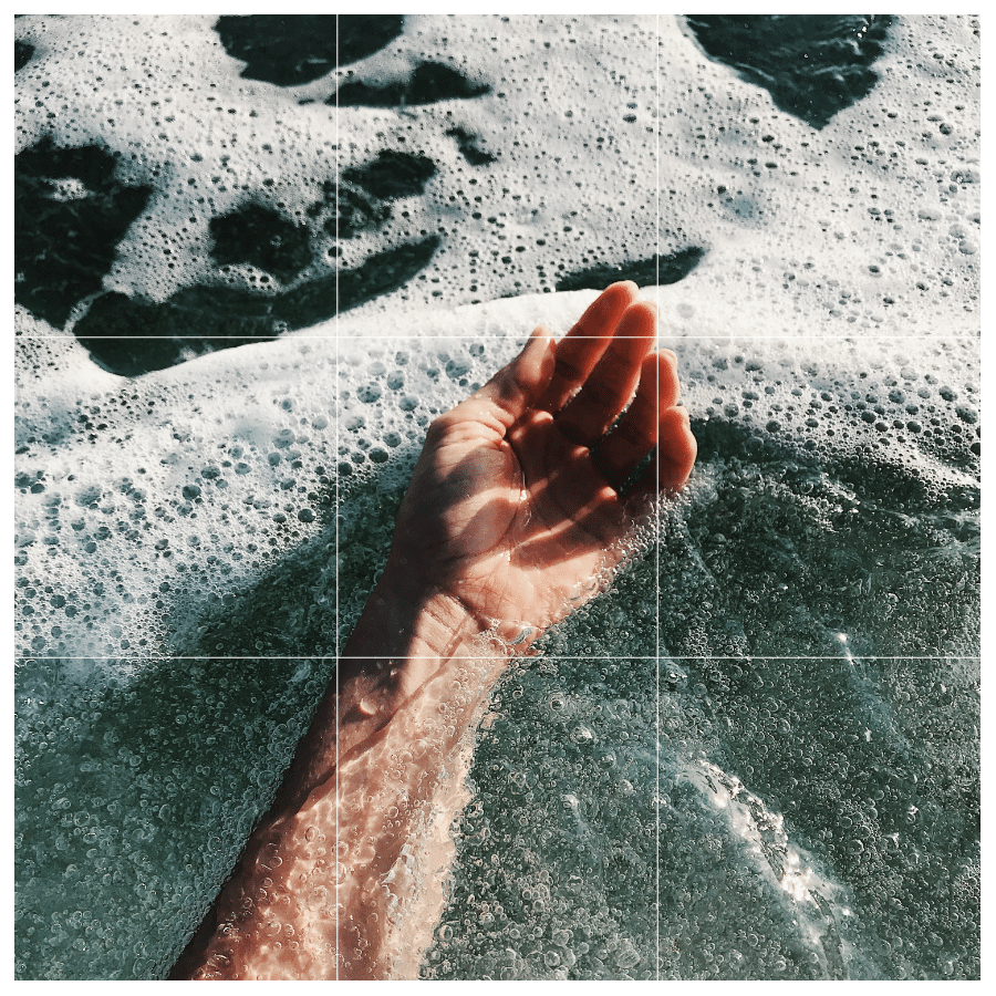 Sea Hand Photo Fashion Simple Style Camera Poster Instagram Post预览效果