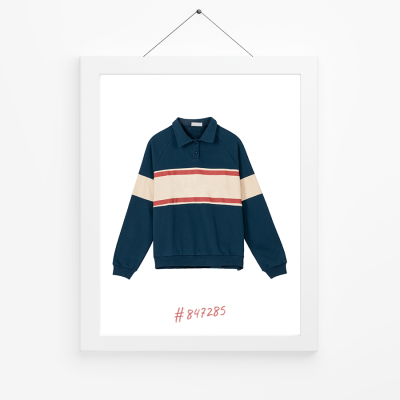 Simple Long Sleeves Display Instagram Post