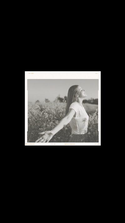 Black Background Happy Woman Fashion Simple Style Instagram Highlight